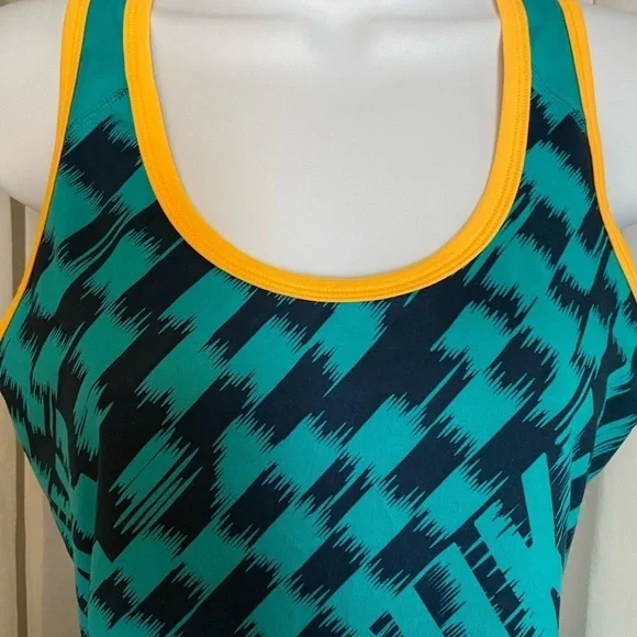 Nike Tank Top - Picture 2 of 7